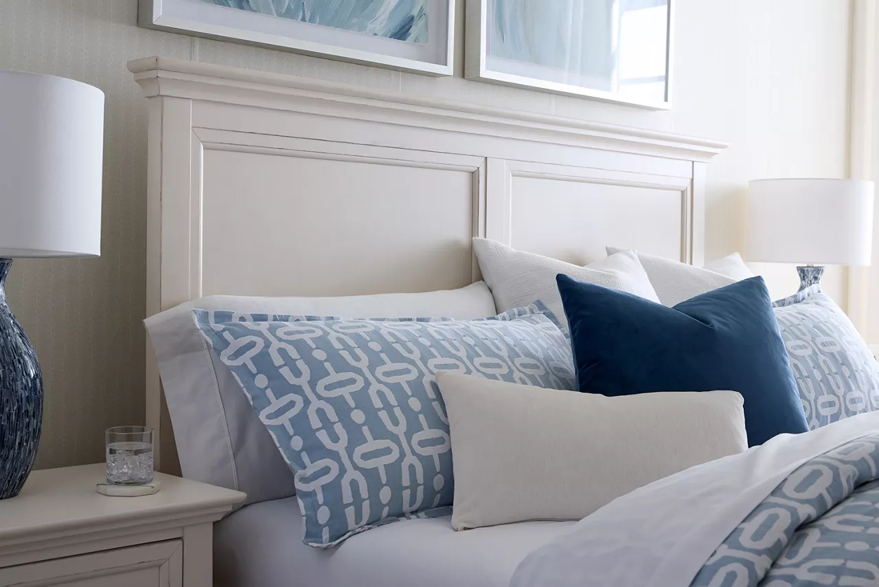 Ashebrooke Bed 4 Ashebrooke Bed