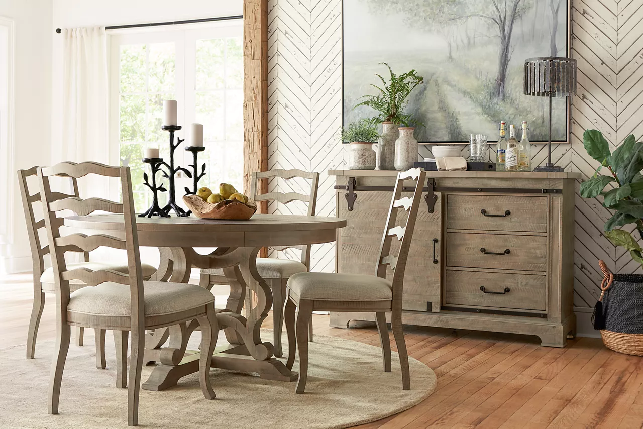 Blue Ridge Round Dining Table