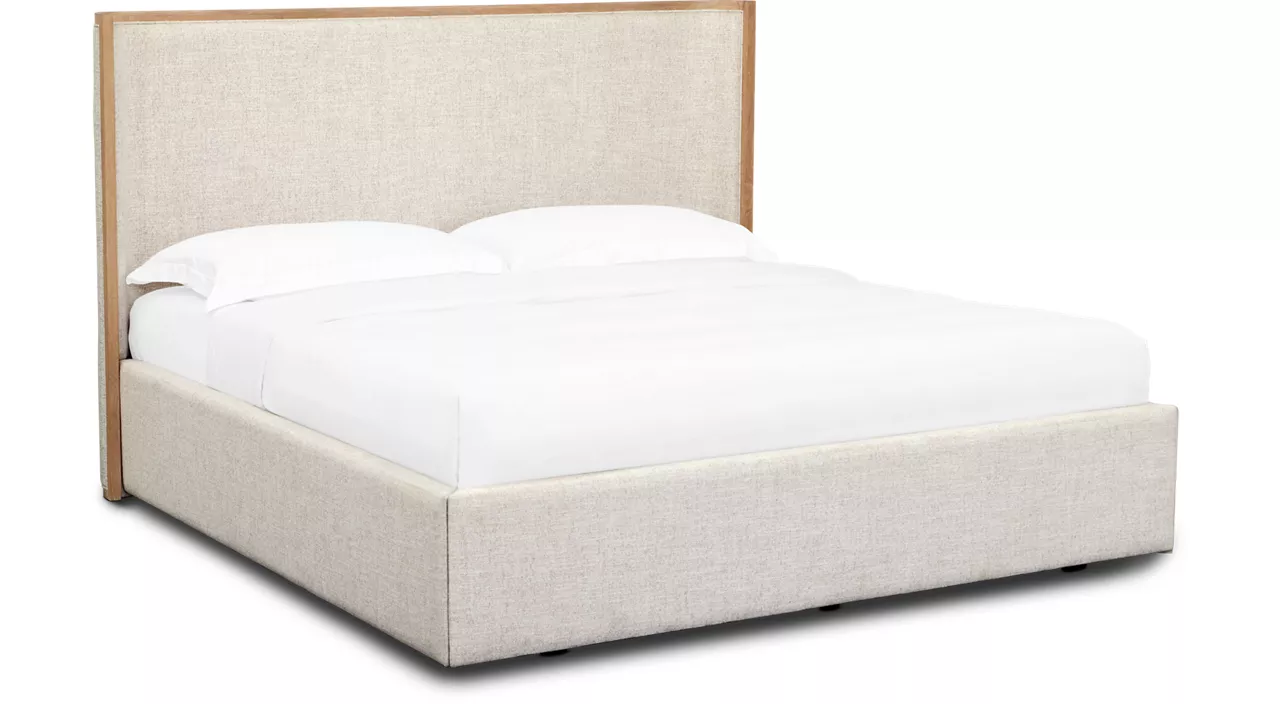 Lynwood Upholstered Bed
