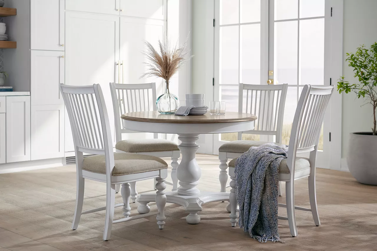 Nantucket Round Dining Table