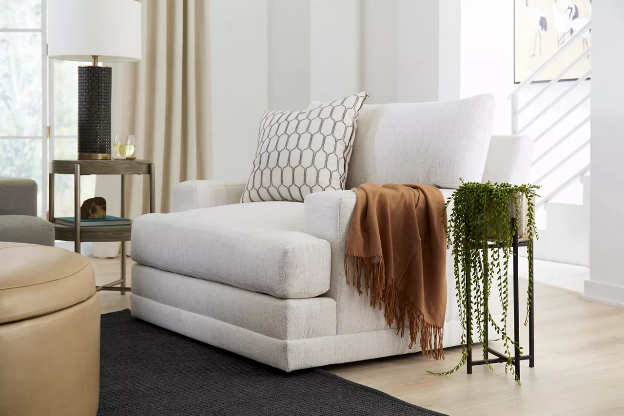 Audrey Swivel Chair 3 Audrey Swivel Chair