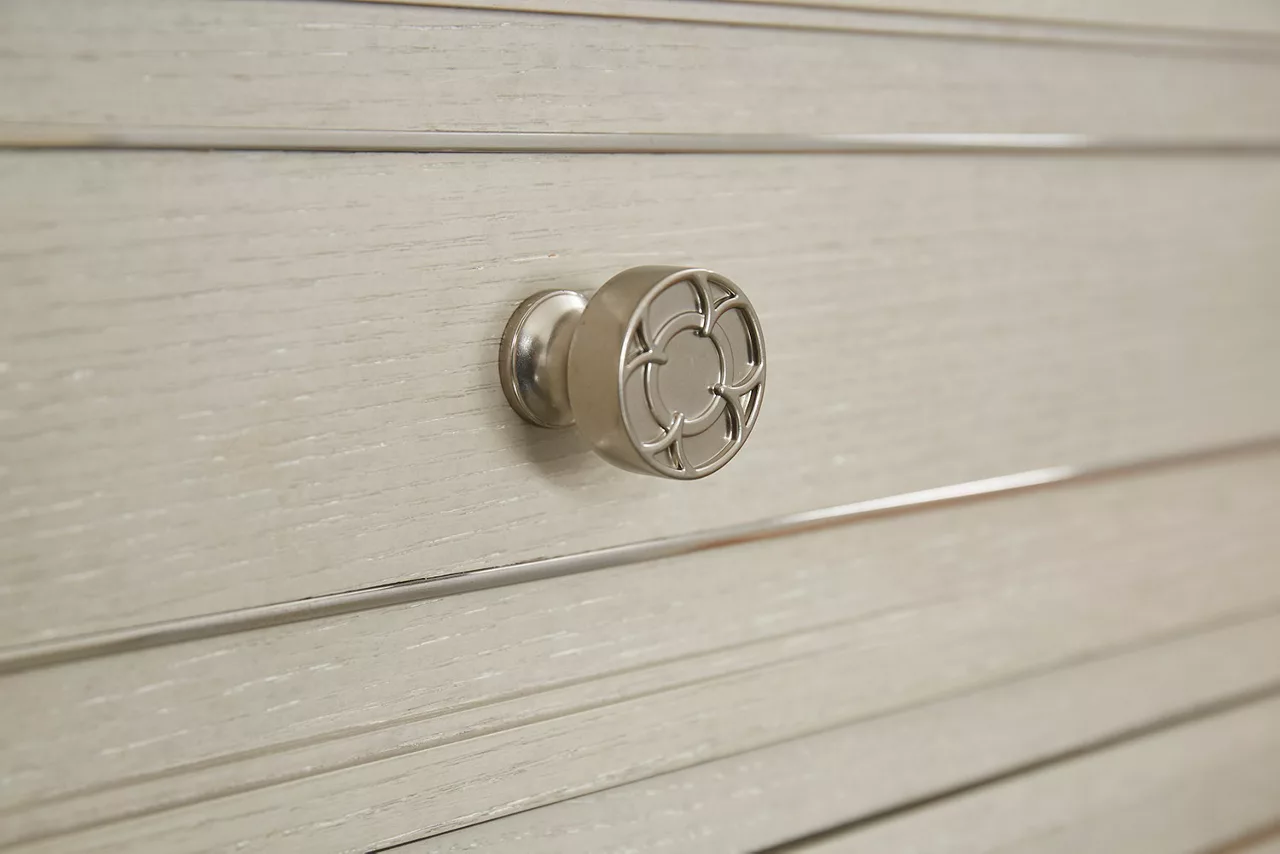 Hyde Park Master Chest